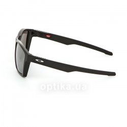 OO9397 0258   Oakley 12