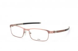  () Oakley OX3184-03