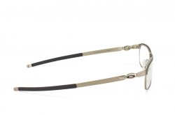  () Oakley OX3184-04