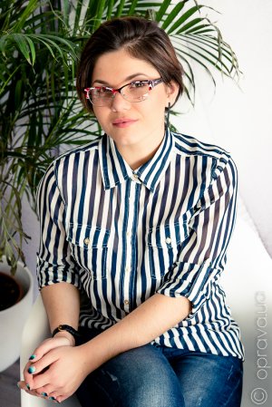  () Christian Lacroix CL3007 024   2
