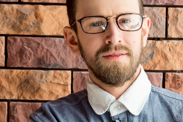  () Persol PO3044V 24   1