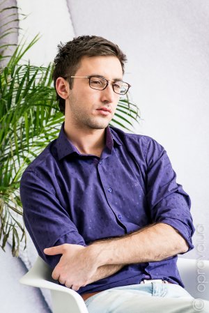  () Persol PO3044V 24   5