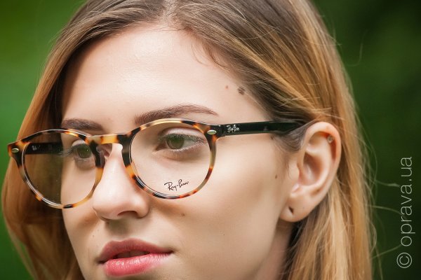  () Ray-Ban RB5283 5608   1