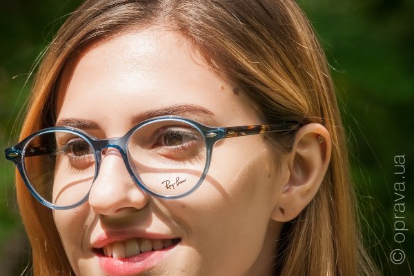  () Ray-Ban RB7118 8022   1