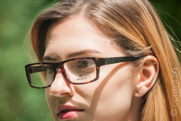  () Rodenstock R5246 B   3