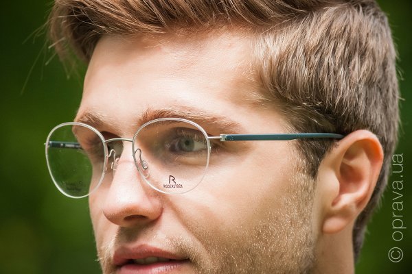  () Rodenstock R7035 B   2