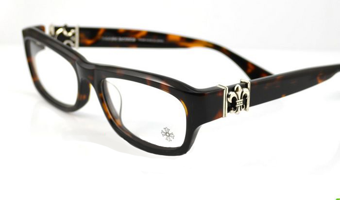   Chrome Hearts